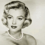 Аватар Певица и актриса Мэрилин Монро / Marilyn Monroe на сером фоне