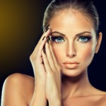 Аватар Красивая девушка с голубыми глазами